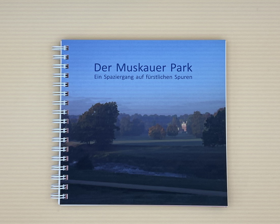 Die Titelseite vom Buch Der Muskauer Park Ein Spaziergang auf fürstlichen Spuren